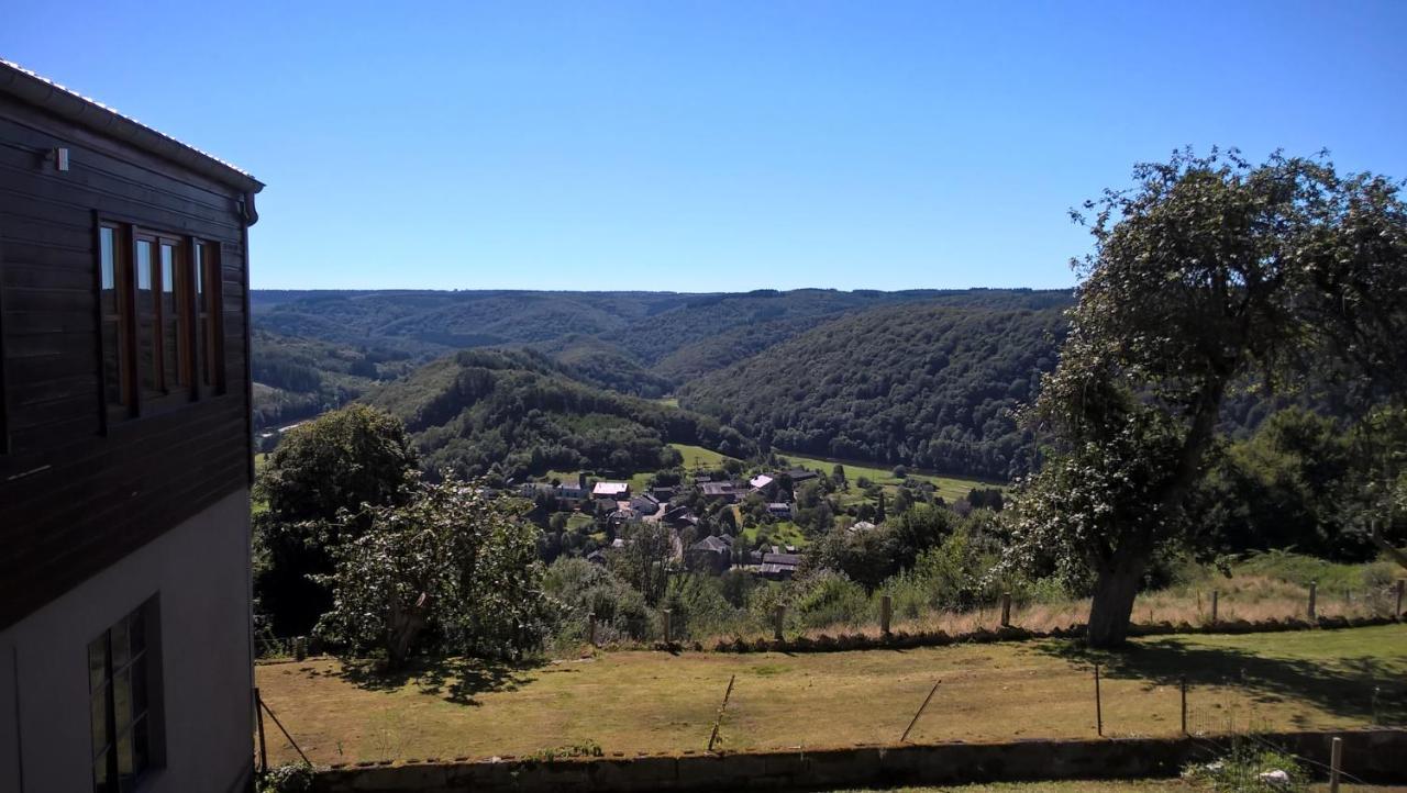 Le Cerf D'Hubert Bed & Breakfast Redu Bagian luar foto